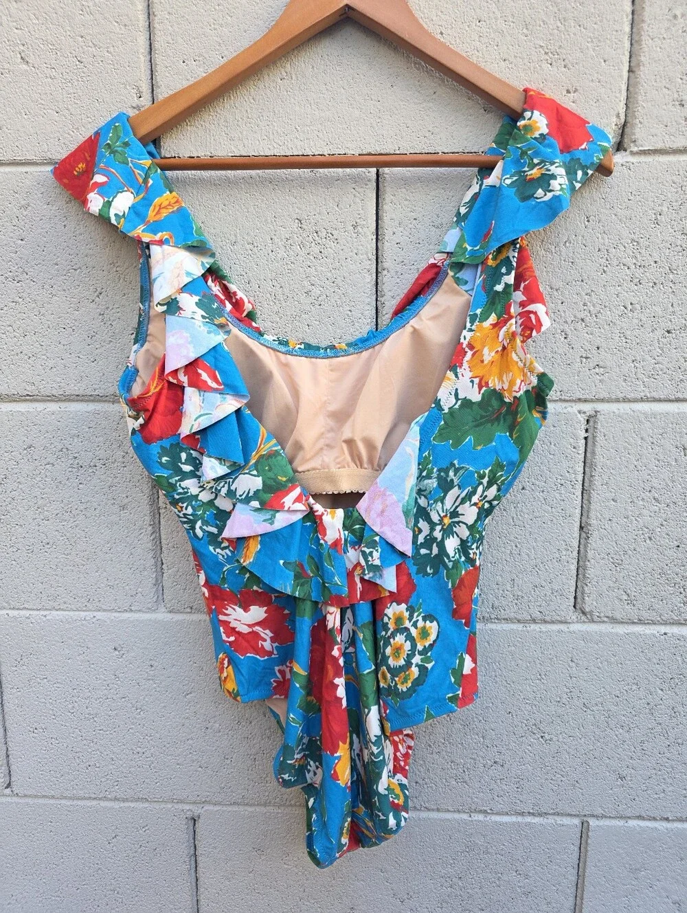 J. Crew | Ruffle scoop one-piece swimsuit in Ratti bahama print NEW Size 12 - Picture 6 of 10